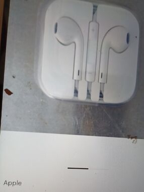 Apple White Wired EarPods with Inline Remote$Mic